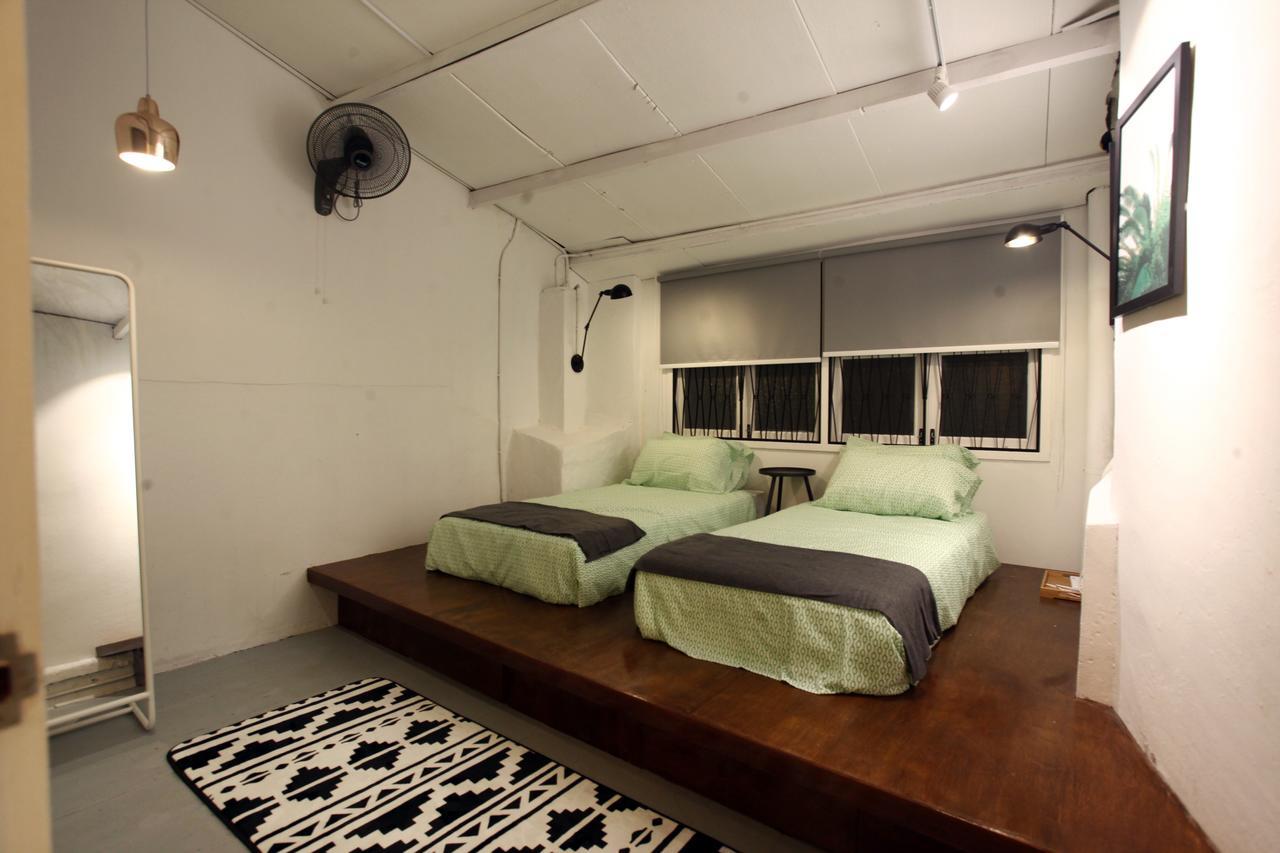 Stay Songsong Beach Street George Town Extérieur photo
